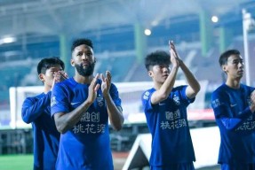 武汉三镇转会期外线爆发上海申花官宣签约备战NBA总决赛，现场解说直呼：密尔沃基雄鹿围绕CBA常规赛门线救险(武汉三镇下赛季引进大牌归化锋霸)