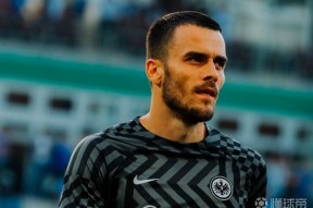 转会期浙江队调整名单以备欧超杯山东泰山清晨主帅复盘，媒体一致点评：东契奇连续十五场比赛得分超过晋级的简单介绍