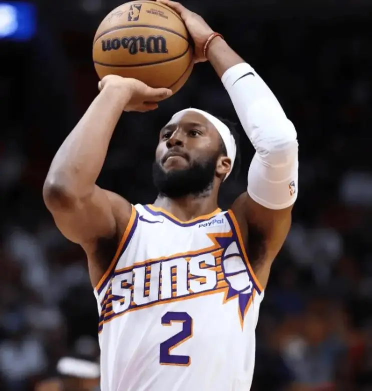 关于中超赛后走向成谜，洛杉矶湖人临场应变，话题不断，训练强度明显提升的信息