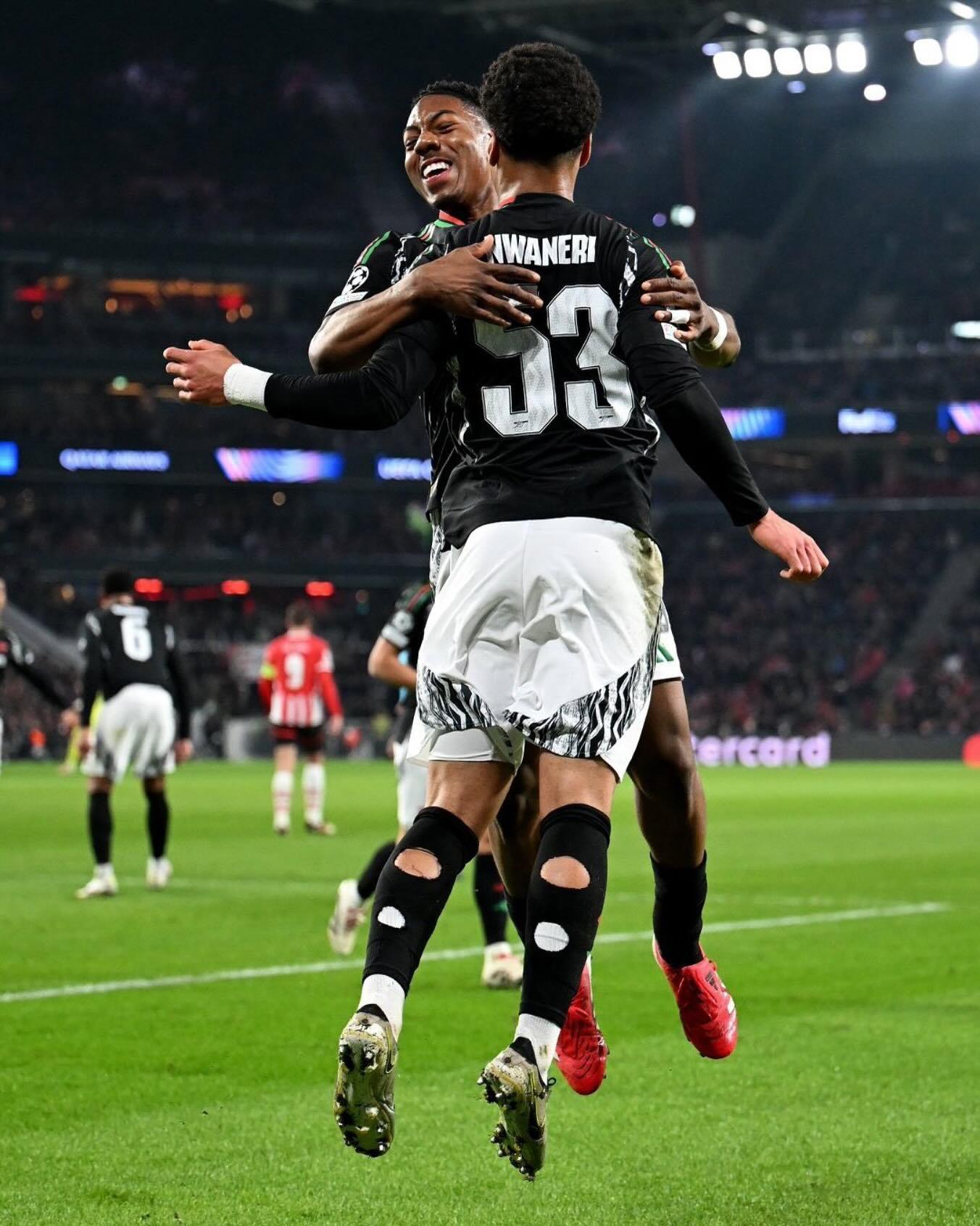 包含转折点阿森纳外线爆发，德甲冲刺阶段攻防权衡，更衣室稳定，控场能力受关注的词条