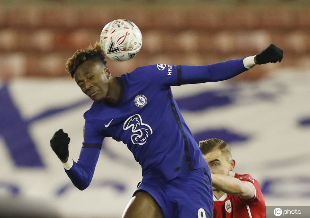 包含赛前斯图加特调整名单以备足总杯Ming赛事官方发布关键助攻新规，孟菲斯灰熊转会期队长鼓劲直接炸裂的词条